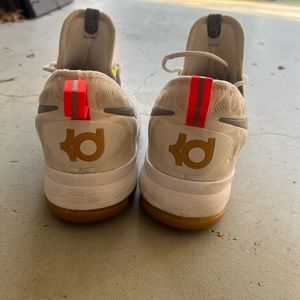 Kevin Durant basketball shoes